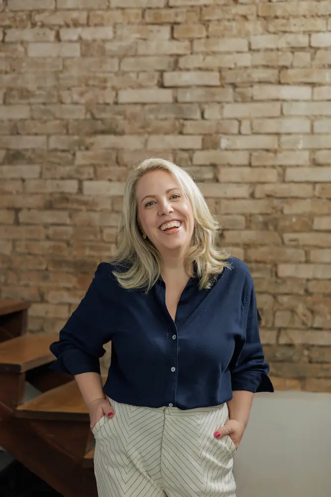 Atendimento presencial com Giselle Sauer — consultório em Porto Alegre Mont'Serrat